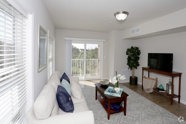 Photo - The Residences at Lincoln Park