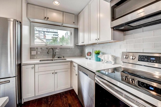Photo - 704 Pearl St Unit 321-L