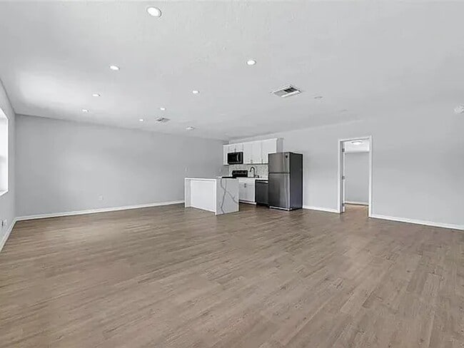 Photo - 2272 Kent Rd