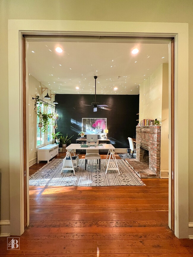 Photo - 448 Clayton St