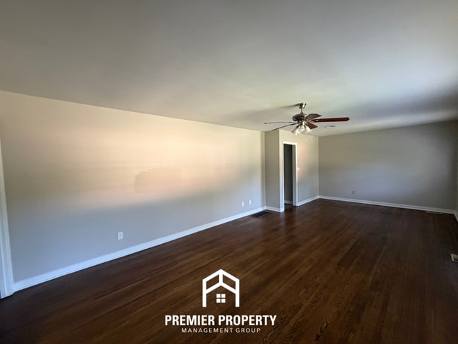 Photo - 3BR/2BA Center Point Rental with Hardwood Floors Throughout & Fenced Backyard