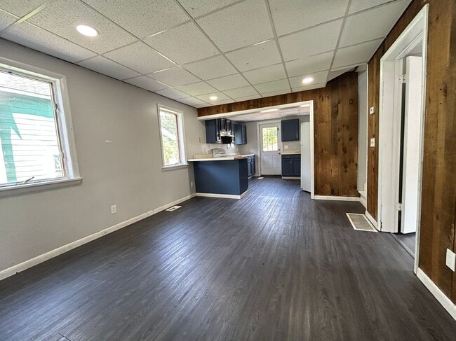 Photo - 1029 Gill St