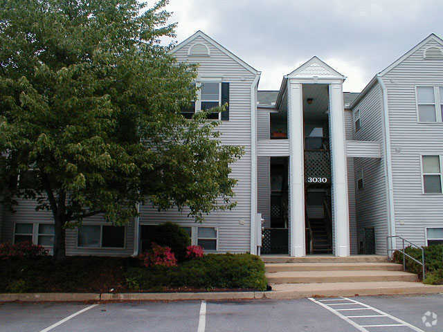 Arbor Pointe Apartments - Arbor Pointe Apartments