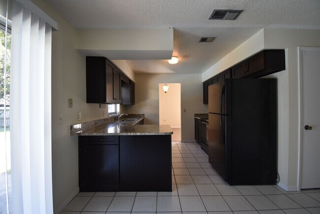 Photo - 1039 Branchwood Dr