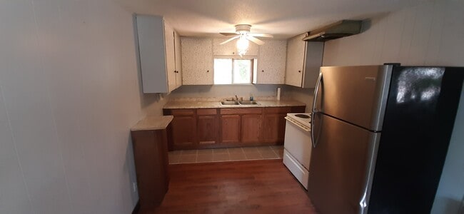 Building Photo - 17237 N Hwy 71 Unit 3 Rental