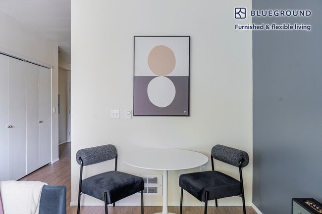 Photo - 4302 7th Ave NE Unidad FL1-ID915