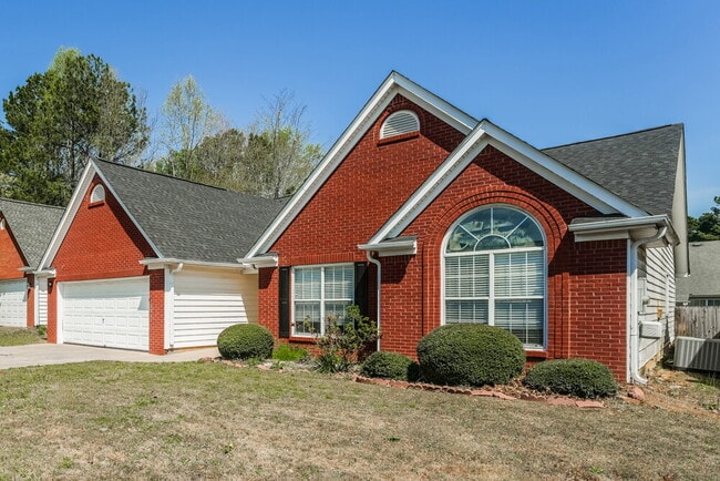 Photo - 920 Glen Oaks Ln