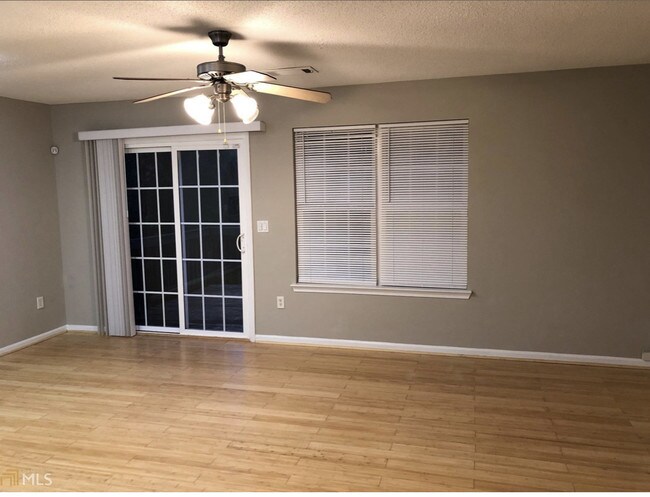 Photo - 139 Shenandoah Dr