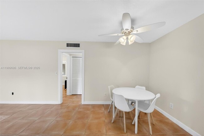 Photo - 6815 Edgewater Dr Unit 108