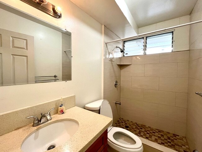 Photo - Waikiki: 1 Bed, 1 Bath Apartment, Utilitie... Unidad 2
