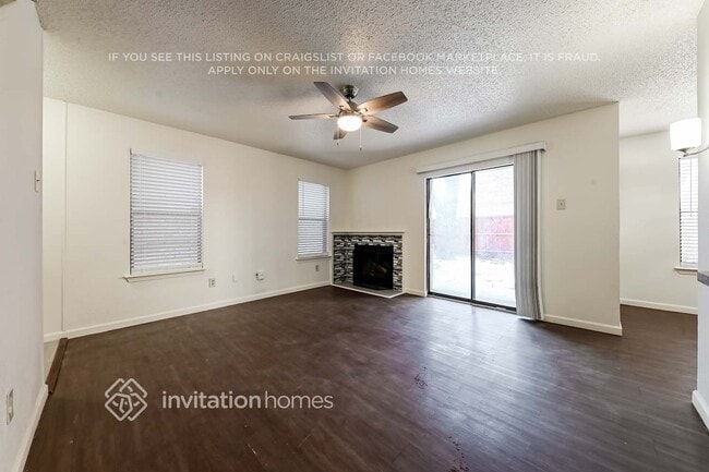 1615 Horizon St