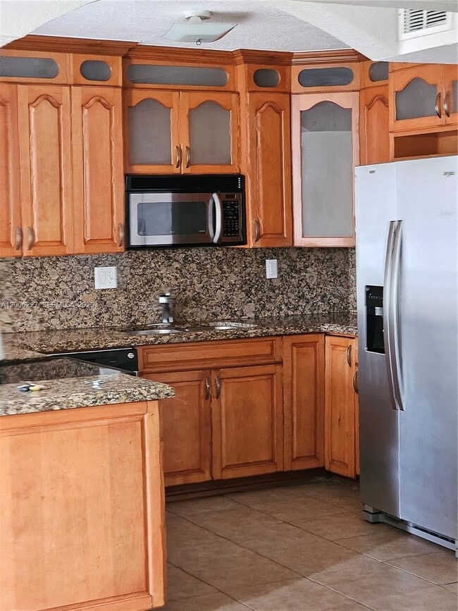 Photo - 1368 Seaview