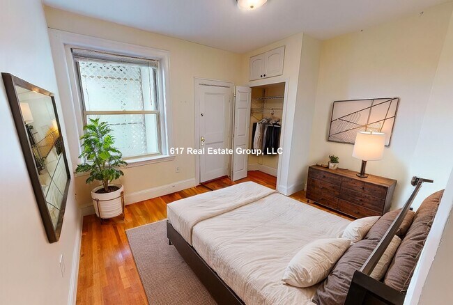 Photo - 73 Thatcher St Unit 302