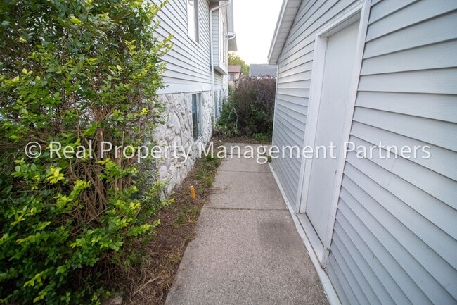 Photo - 2 Bed, 1 Bath Lower-Level Unit with Garage Parking and Trail Access