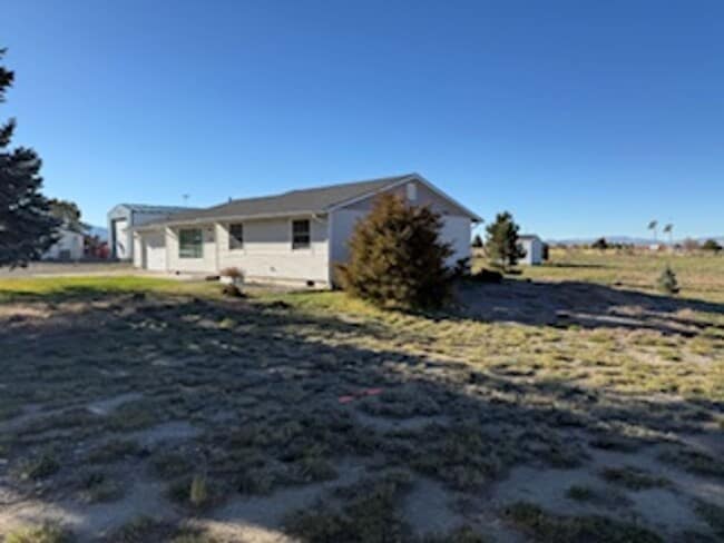 Photo - 379 Lawndale Dr