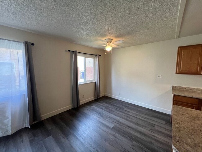 Photo - 2404 Yorkton Ave Unit 3