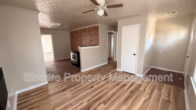 Photo - 2904 S Portland Ave