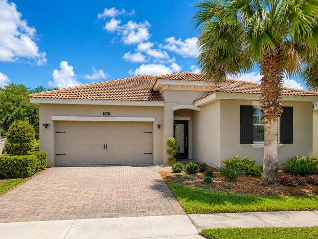 Photo - "Resort-Style Living in Davenport: Spacious 4-Bedroom Home with Solar Panels, Internet Included &...