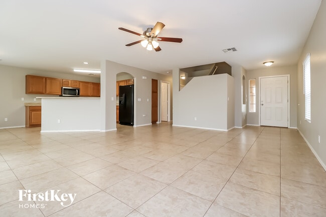 22395 W Solano Dr