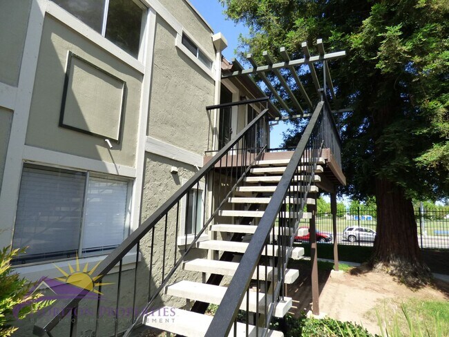Photo - Condo in South Natomas, 2 Bed 2 Bath 840 sqft