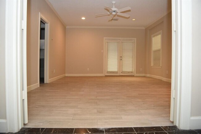 Photo - 2633 Westgate Dr