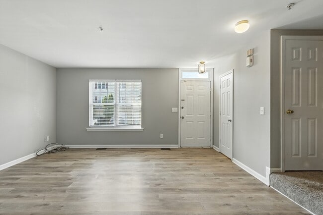 Photo - 159 Brightwater Dr
