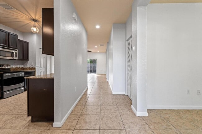 Photo - 3448 NE 1st St