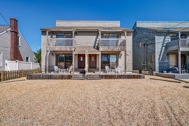 Photo - 21 Brown Ave Unit 1