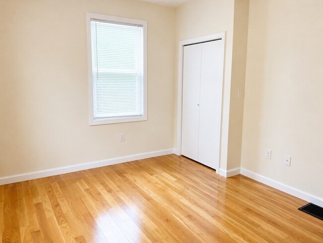 Photo - 230 Granite St Unit 2