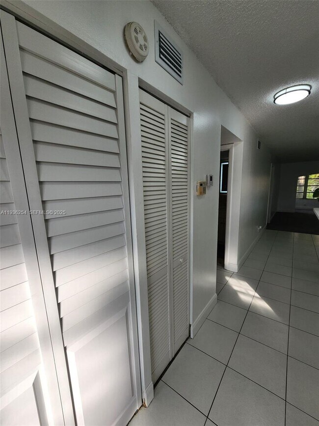 Photo - 609 S State Rd 7 Unit 2C