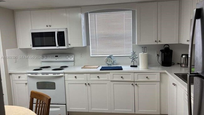 Photo - 1120 NE 24th Ave Unit 2