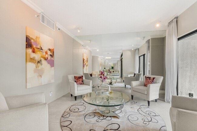 Photo - 6895 Willow Wood Dr Unit 1083