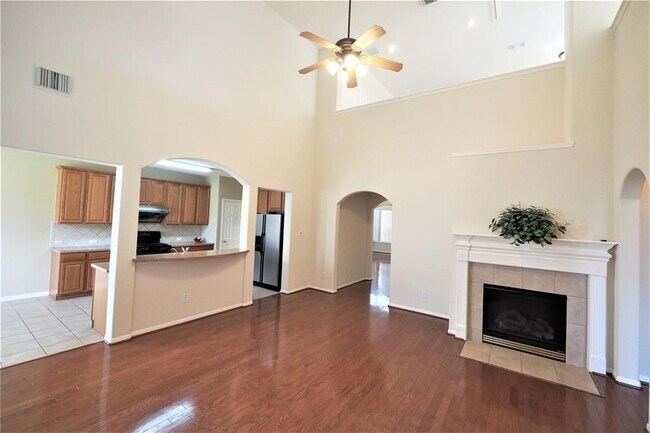 Photo - 6110 Barkermist Ln