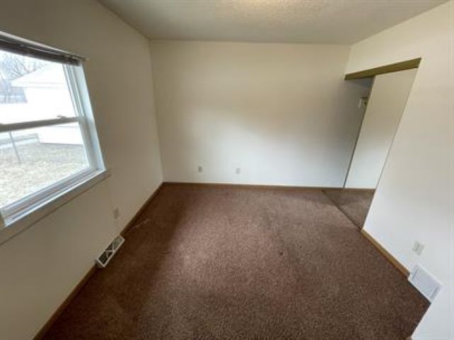 Photo - 1517 Keep St