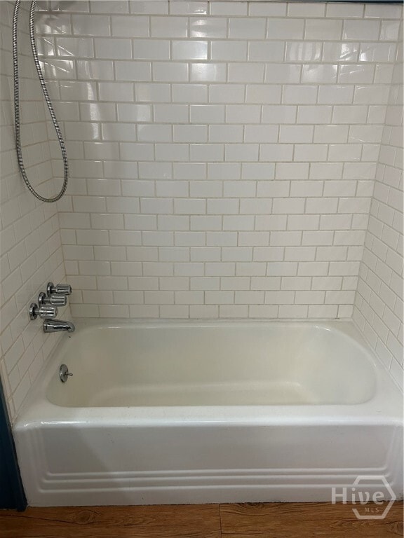 Building Photo - 433 S Rocksprings St