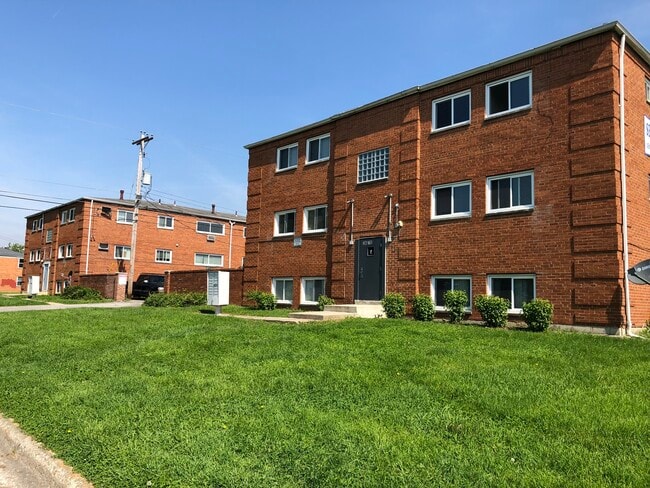 Exterior - 3656 Seabrook Ave Apartments