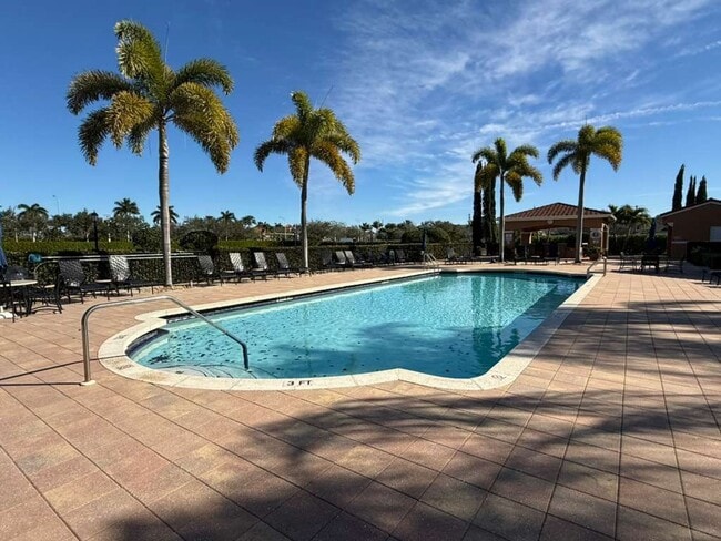 Photo - Remodeled, Move-In Ready 3-Bedroom Condo in Prime Naples Location Unit 7112