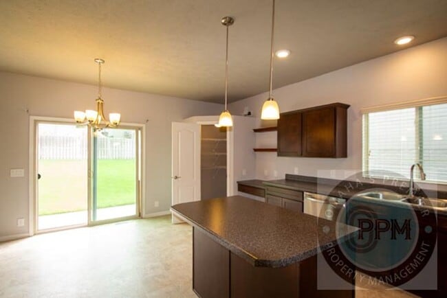Photo - HUGE 3Bd/3Ba House in Bennington, NE!
