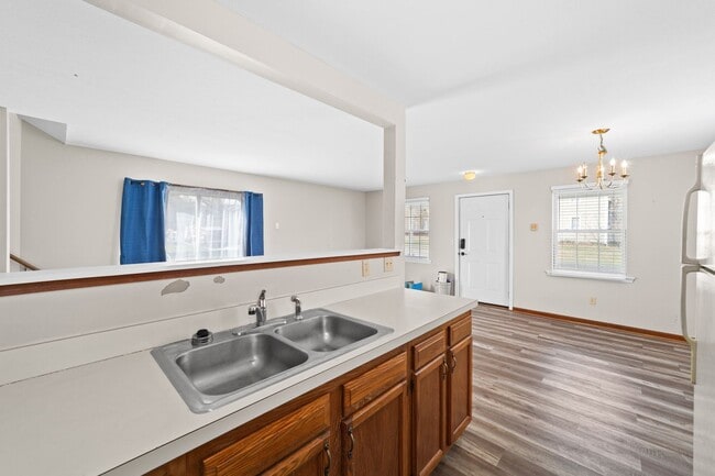 Photo - 6256 Wayland Rd Unidad C