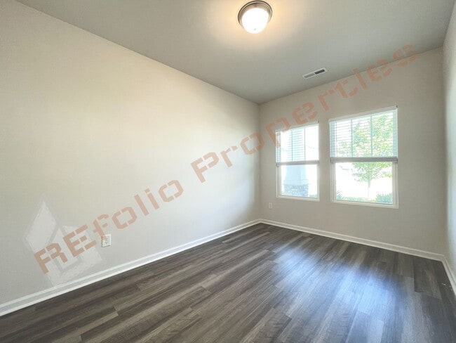 Photo - 7131 Stratified Ct