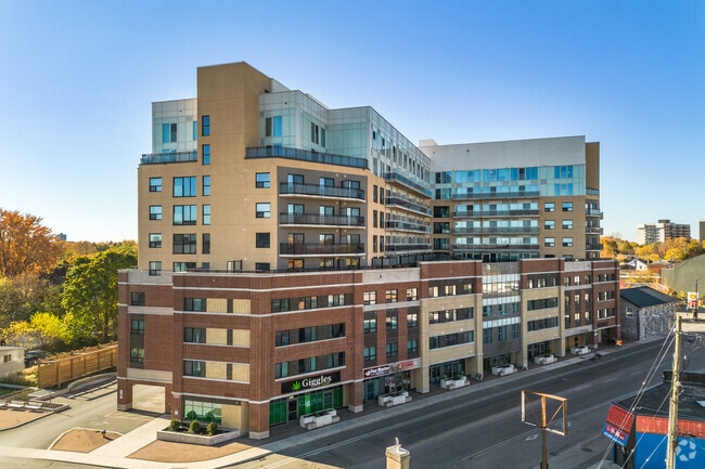 Photo - Sage Kingston