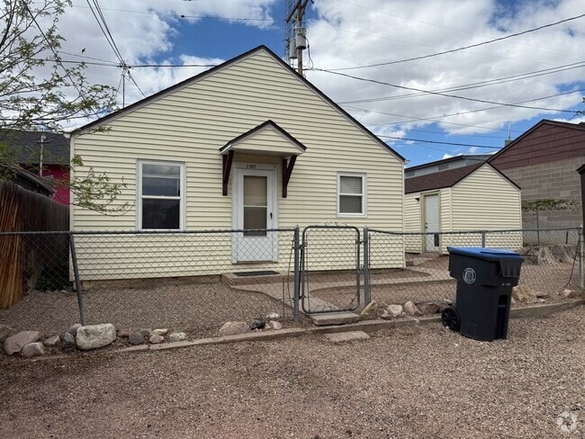 Building Photo - Thirteenth 2104 &amp; 2102 Unit 2102 Rental