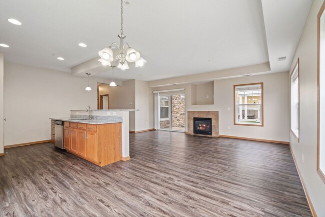 Photo - Regency Hill Apartments