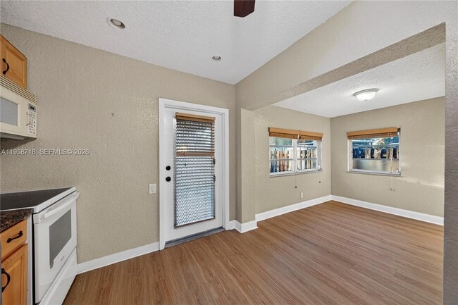 Photo - 5265 NE 1st Terrace