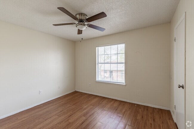2HAB, 1BA - 750&nbsp;ft² - Ivy Terrace Apartments