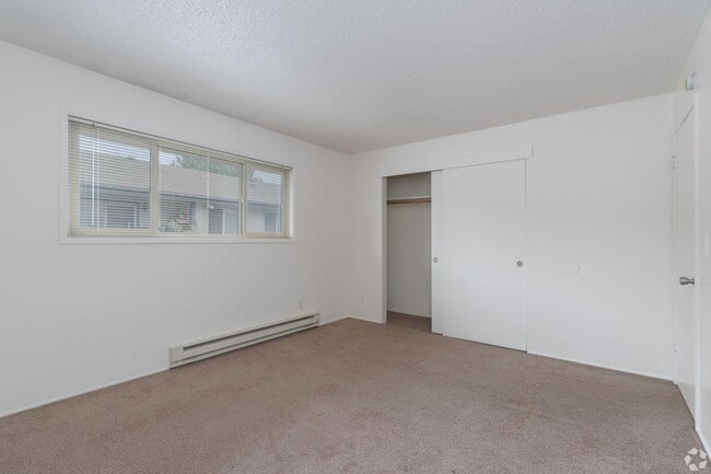 Laurelwood Estates