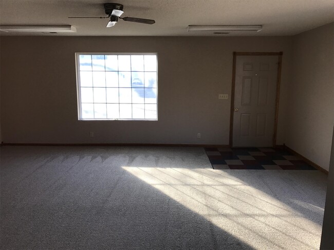 Photo - 1550 S Gold St