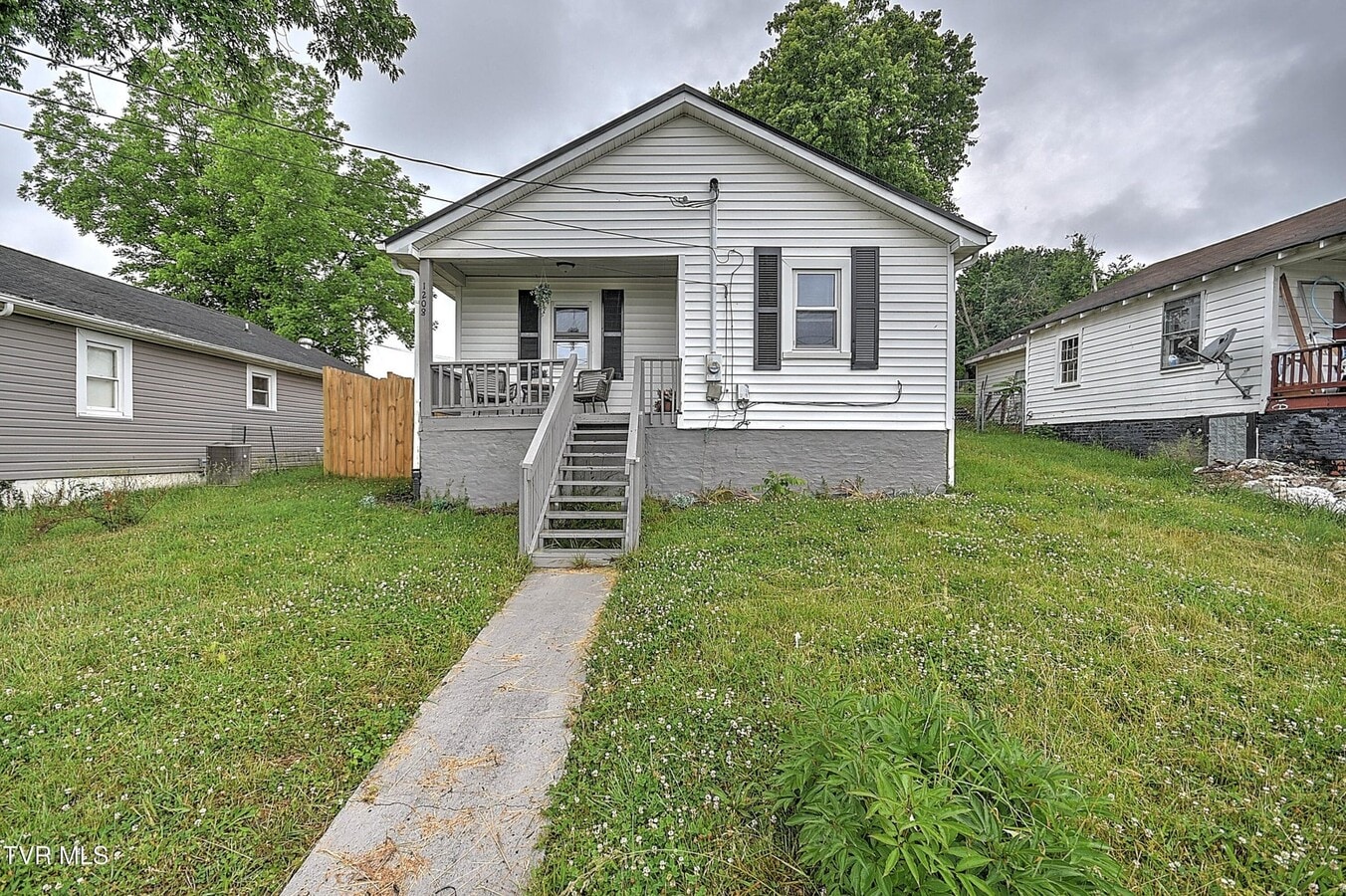 Photo - 1208 Riverside Ave