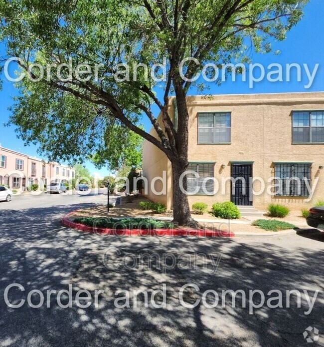 Building Photo - 3301-3301 Monroe St NE Rental