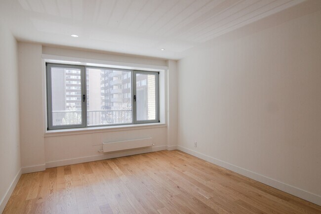 Photo - 3468 Rue Drummond Unit 106